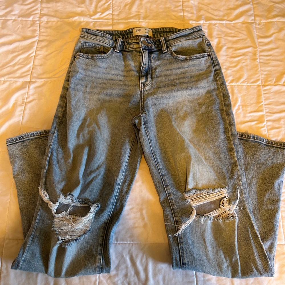 BKE Women's Relaxed Light Blue Distressed Jeans
